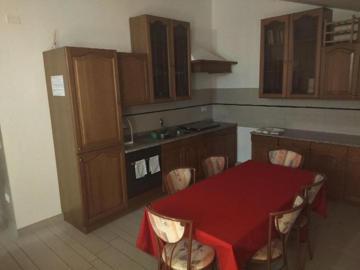 Room In Guest Room - Single Room Between Padua And Chioggia ブルージネ エクステリア 写真